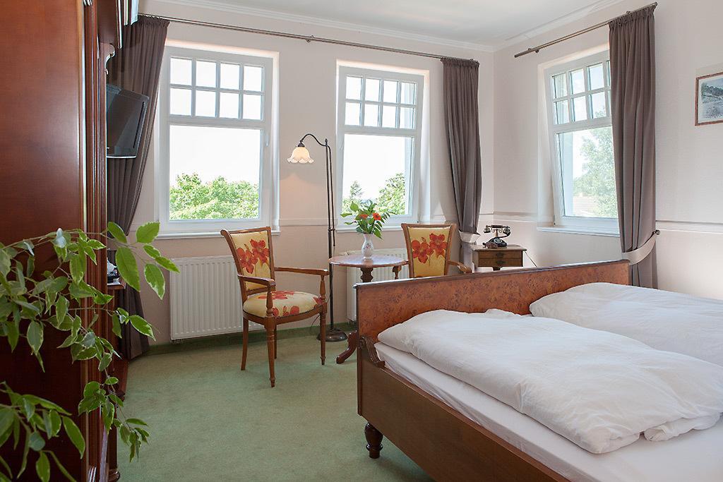 Hotel Zum Strandlaufer Ahrenshoop Rom bilde